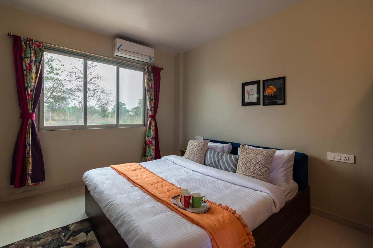 Aqua & Sage By Stayvista - Riverside Villa With Pool & Terrace Karjat Exterior foto