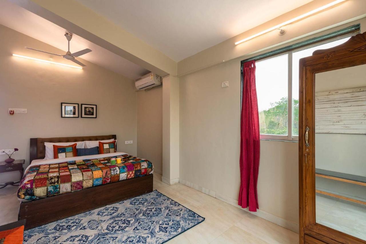 Aqua & Sage By Stayvista - Riverside Villa With Pool & Terrace Karjat Exterior foto